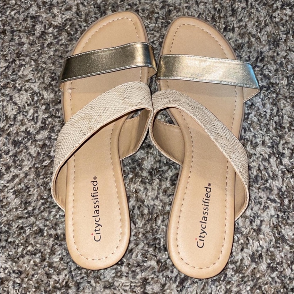 Women’s Sandals